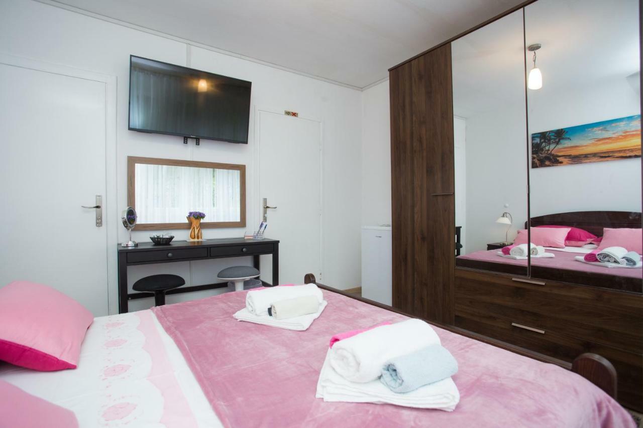 Apartmani Maras Split Zewnętrze zdjęcie